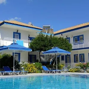 Blue White - Kefallonia Poolside Retreats Appart hôtel
